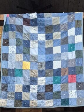 Folky Vintage Handmade Patchwork Denim Blue Jeans Quilt Hand Tied 84 × 70